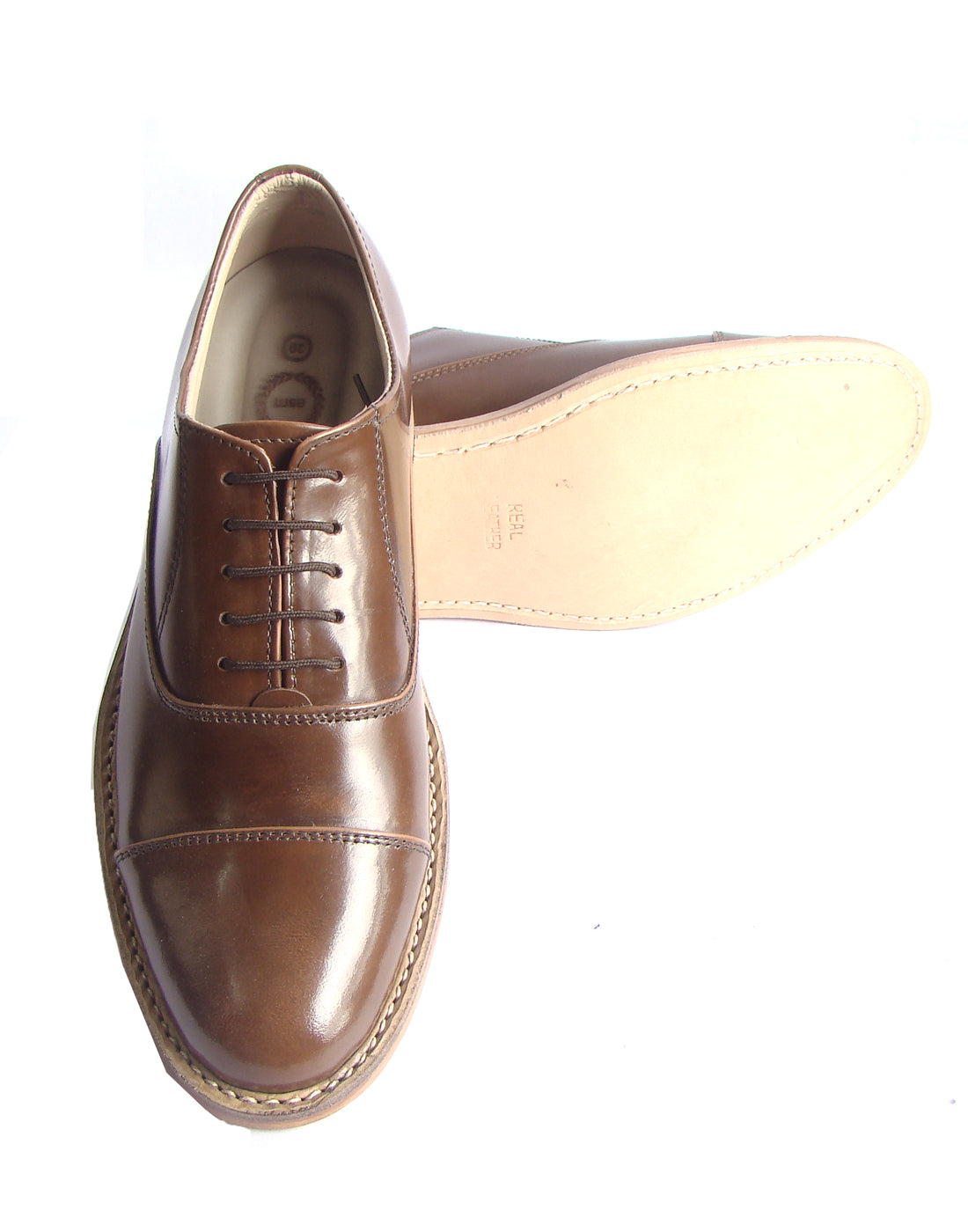 Goodyear Welted Oxford Shoes : Pine leather with Memory foam footpad.