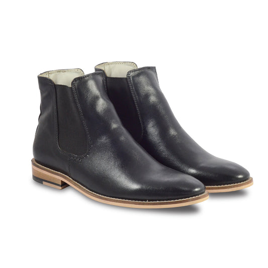 Chelsea Boots : Genuine Black leather Chelsea Boots with Memory foam footpad. Article : Chelsea01