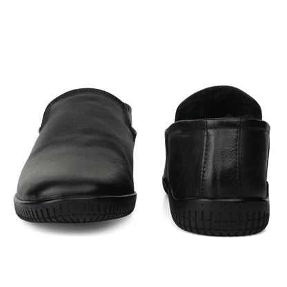 Moccasins : Black leather Moccasins with Memory foam footpad. Article :  Flexi01-Black