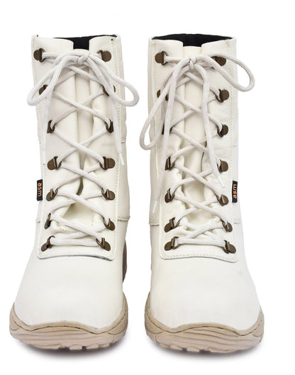 Snow Boots : White Leather boots with Fur & Memory foam footpad.