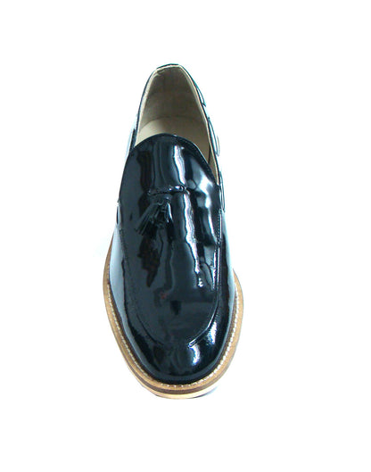 Penny loafers :  Black Patent leather Penny loafer with Tassel & Memory foam footpad. Article : HU102-BlackPantent