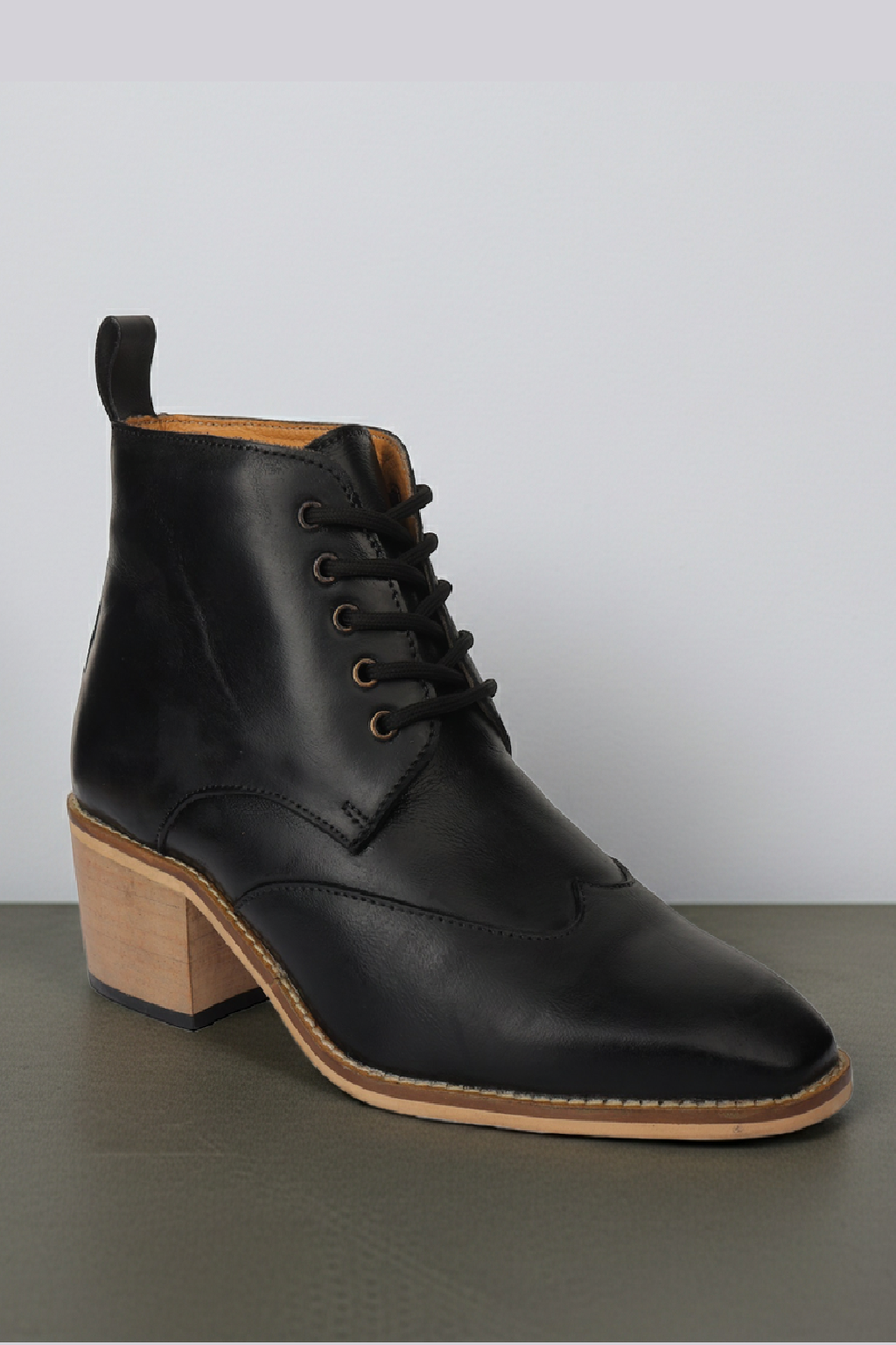 3.5″Inches Hidden Height Increasing Boots Cuban Heels.