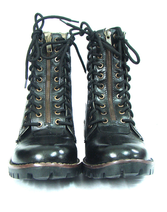 Pilots Boots : Black leather boots for Pilots with Memory foam footpad. Article : A610