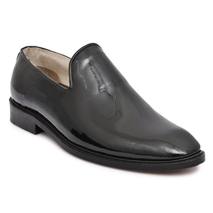 Penny loafers : Black Patent leather Penny loafer with Memory foam footpad. Article : H5073