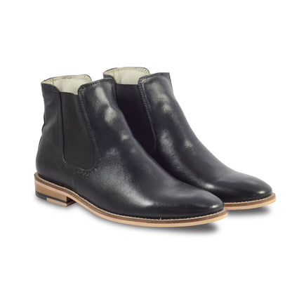 Chelsea Boots : Genuine Black  leather Chelsea Boots with Memory foam footpad. Article : Chelsea01