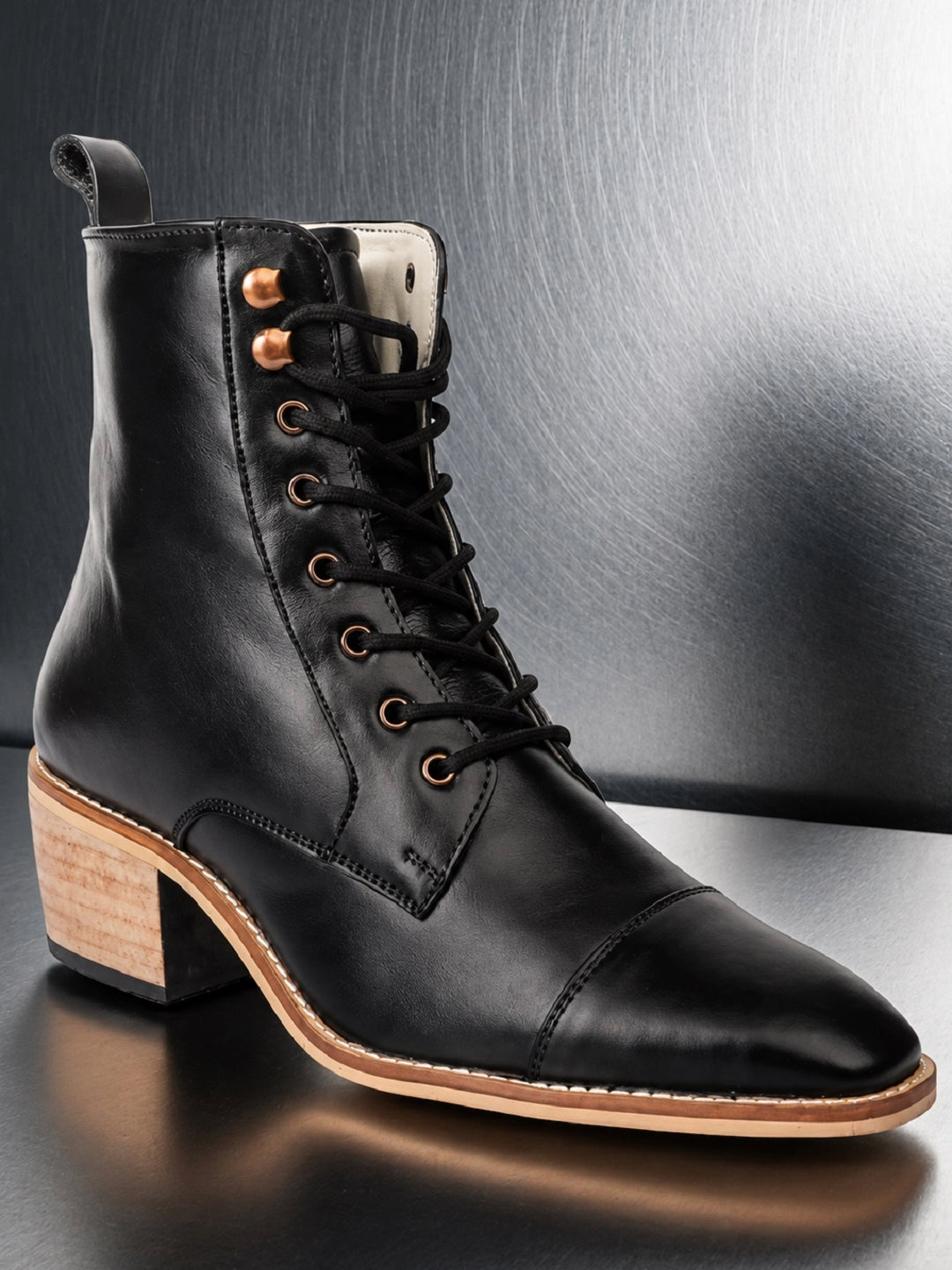 Scarpe Rialzate : Stivaletti Oxford con rialzo interno di 3.5″ pollici e tacco cubano.