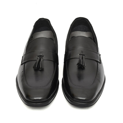 Penny loafers :  Black leather Penny loafer with Tassel & Memory foam footpad. Article : Al107T-Black