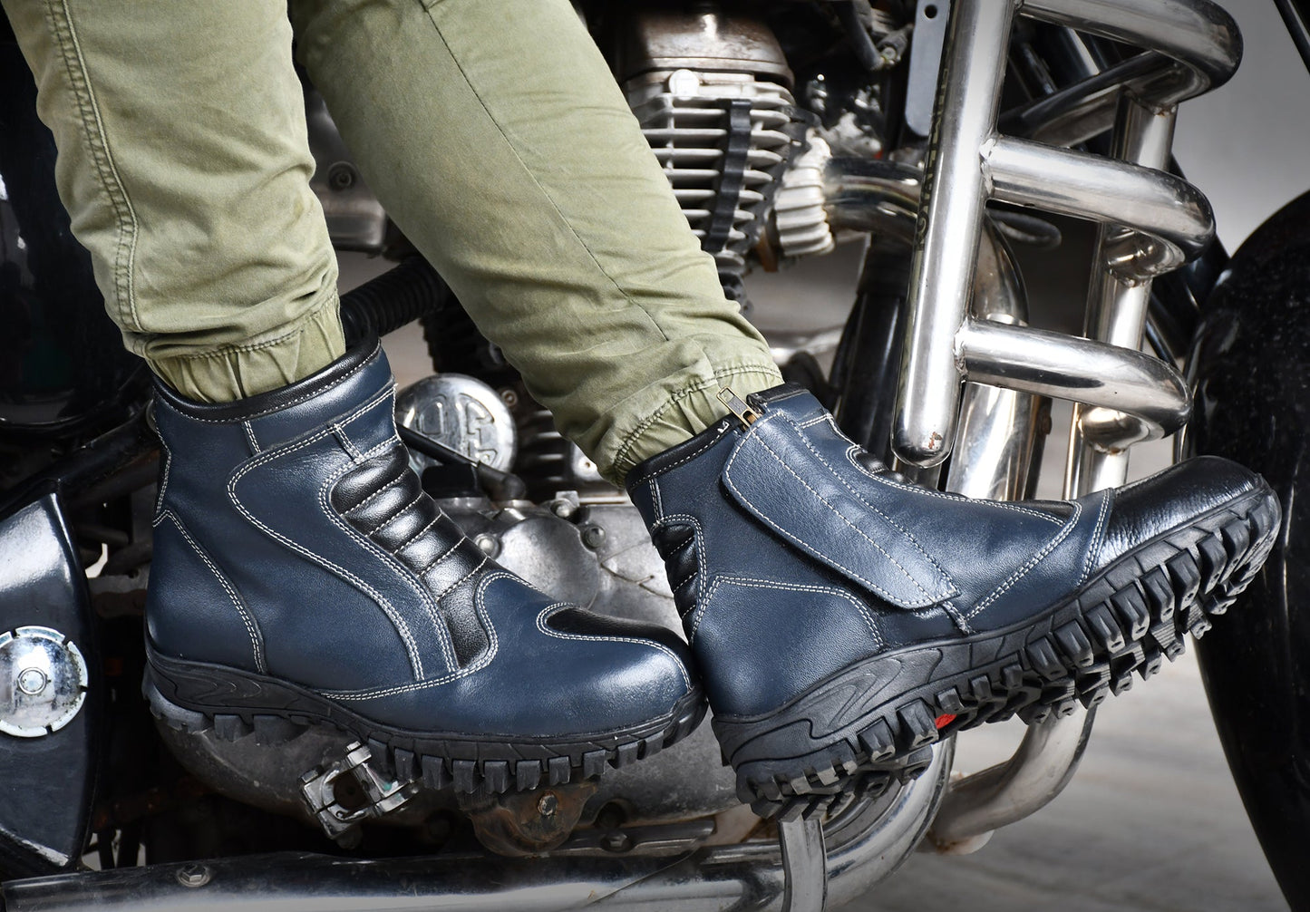 Biker Boots : Blue Rugged leather Rider boots for bikers with Steel toe.