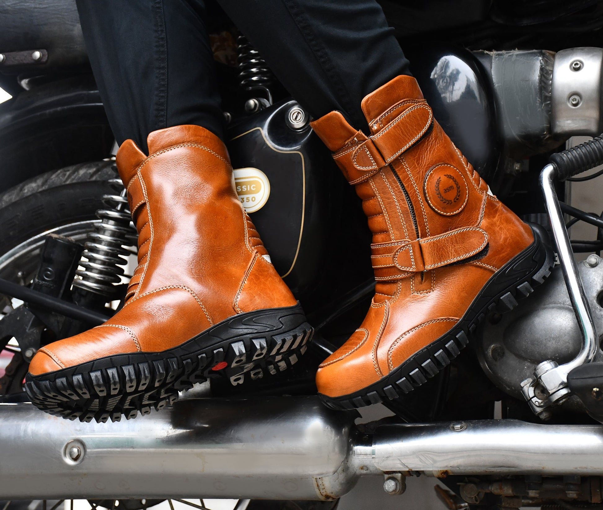 Biker Boots : Waterproof Tan Rugged leather Rider boots for bikers with Memory foam footpad.