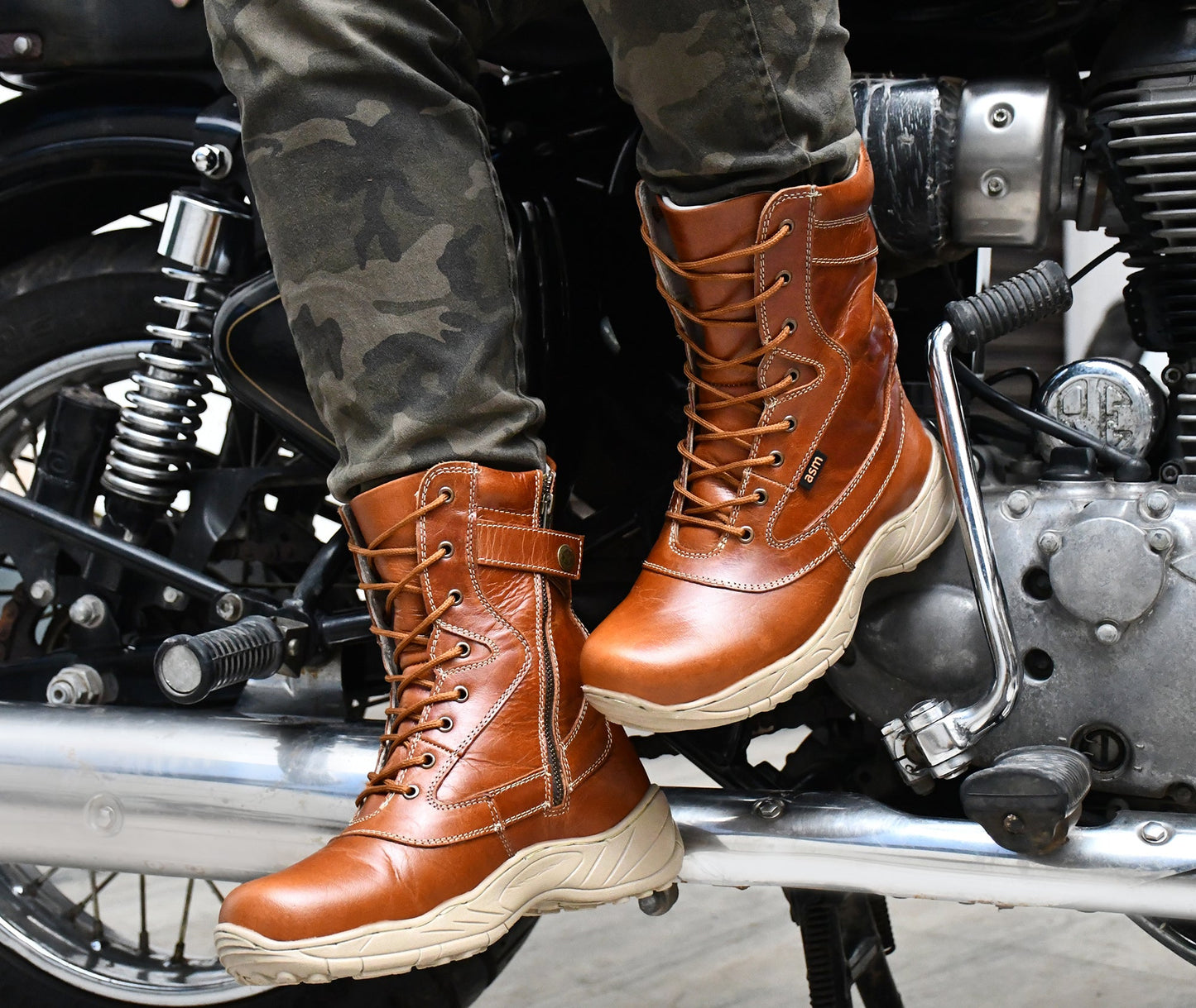 Biker Boots : Tan leather Rider boots for bikers with Steel toe.