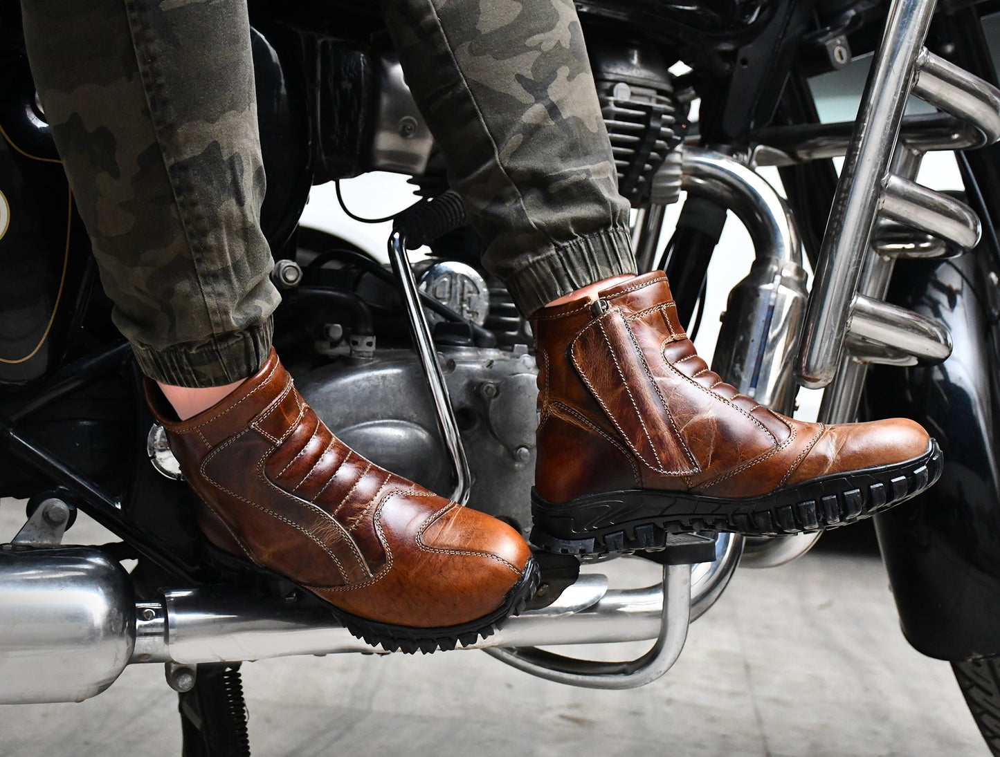 Biker Boots with Steel Toe: Brown Rugged Leather Rider Boots for Bikers