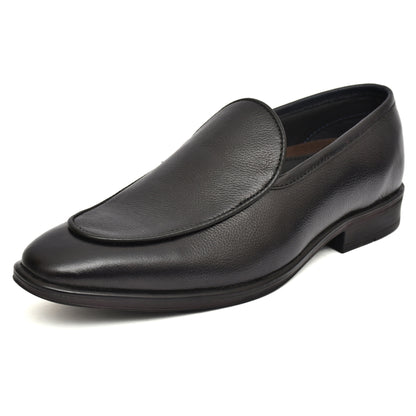 Penny loafers :  Black leather Penny loafers with Memory foam footpad. Article : Al108-Black