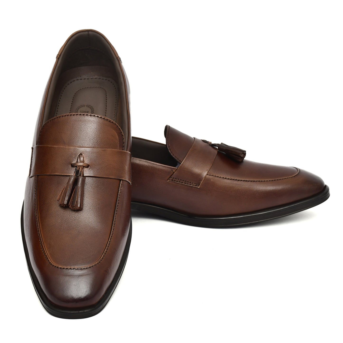 Penny loafers :  Brown leather Penny loafer with Tassel & Memory foam footpad. Article : Al107T-Brown
