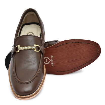 Penny loafers : Brown leather Penny loafer with Memory foam footpad. Article : HU301-Brown