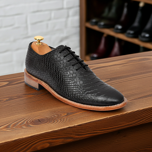 Goodyear Welted Derby Shoes : Black Cobra Embossed leather with Memory foam footpad