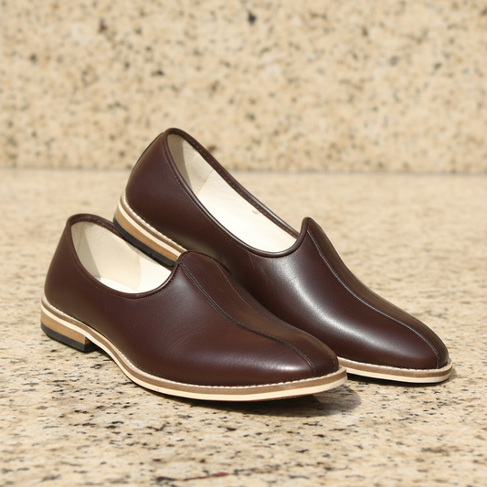 Nagras : Brown leather handmade Nagras with Memory foam footpad. Article : N122