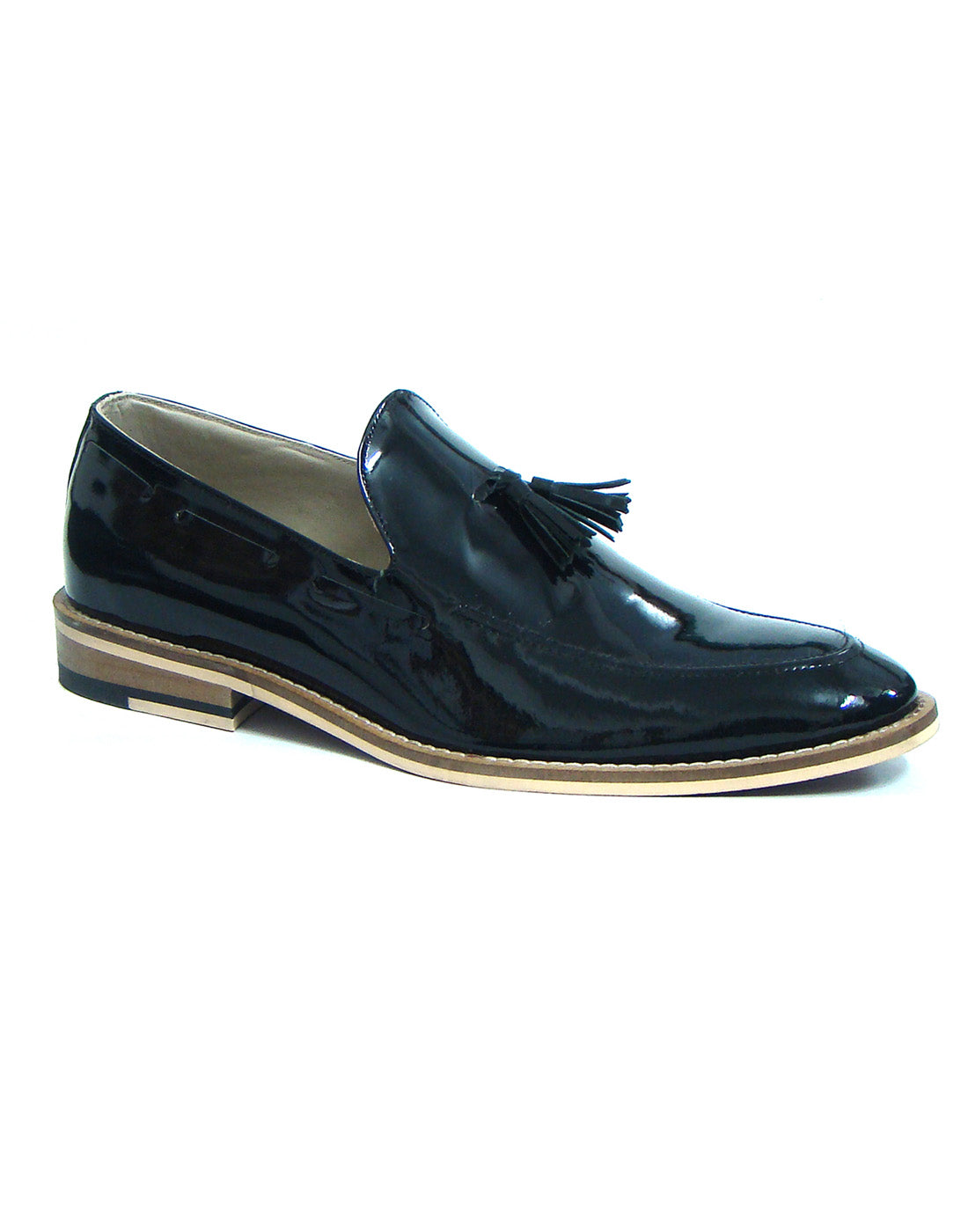 Penny loafers :  Black Patent leather Penny loafer with Tassel & Memory foam footpad. Article : HU102-BlackPantent