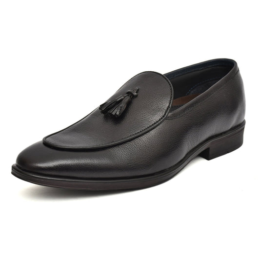 Penny loafers :  Black leather Penny loafer with Tassel & Memory foam footpad. Article : Al108T-Black