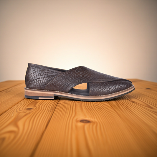 Peshawari : Alligator embossed leather handmade Peshawari with Memory foam footpad. Article : P01_Alligator_Olive