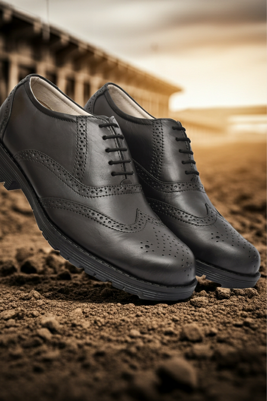 Safety Shoes : Industrial Safety Brogue Shoes with Steel Toe & Memory foam footpad.