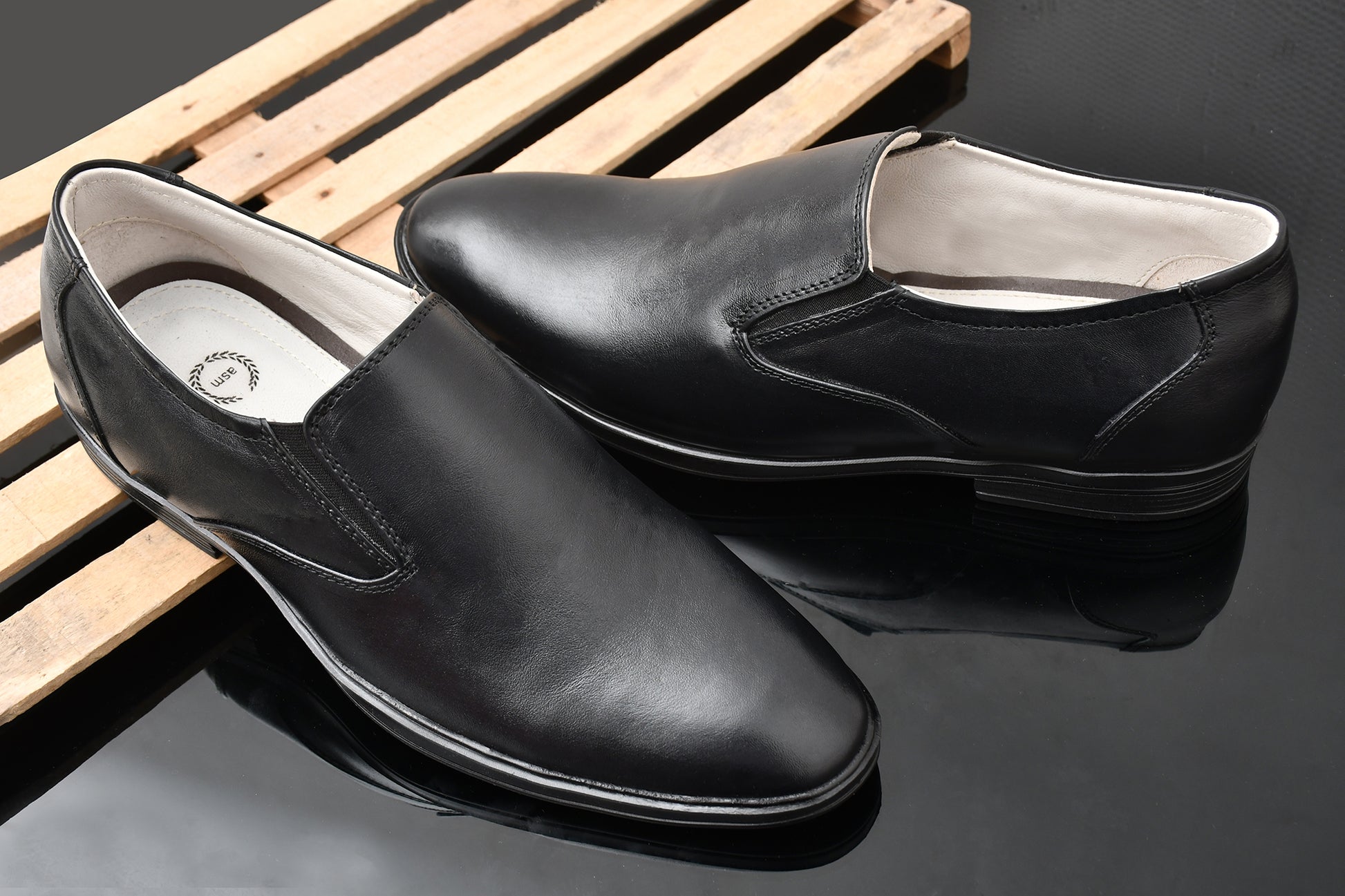 Slip On Derby Shoes : Black Softy Leather Plain Derby Shoes for men with Memory foam footpad. : Article-5073