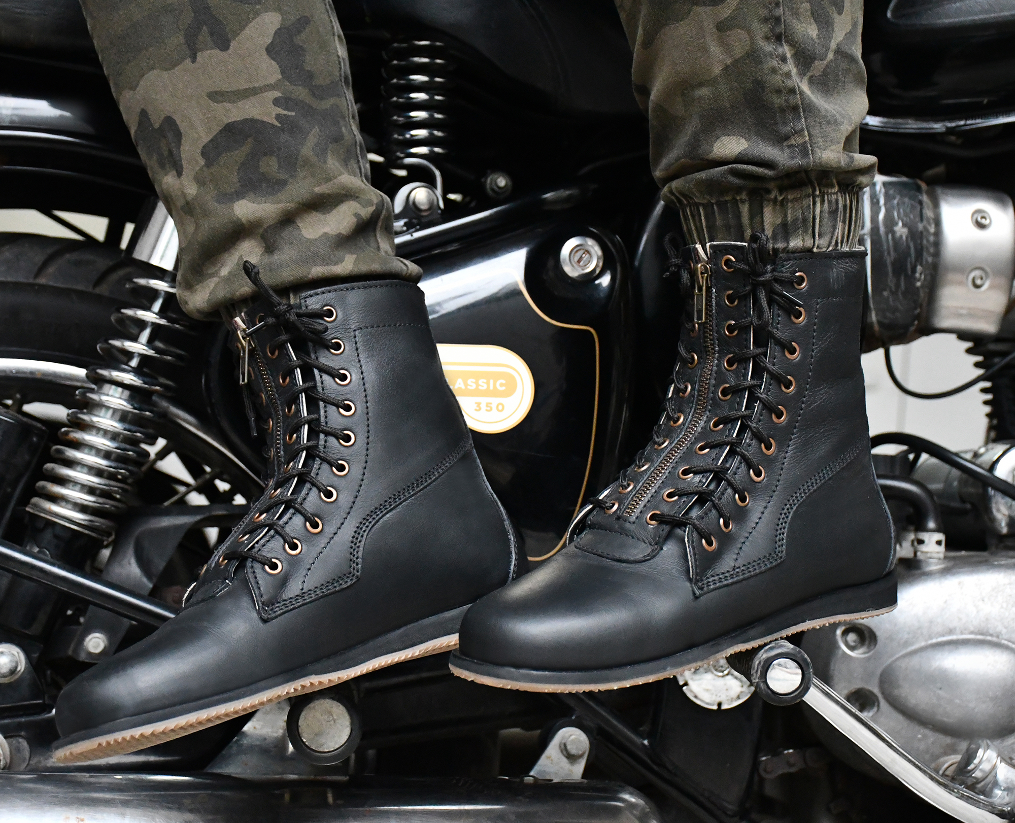 Biker Boots : Urban Boots for Bikers with heavy duty Rubber Sole by ASM. Article : Biker610-Black