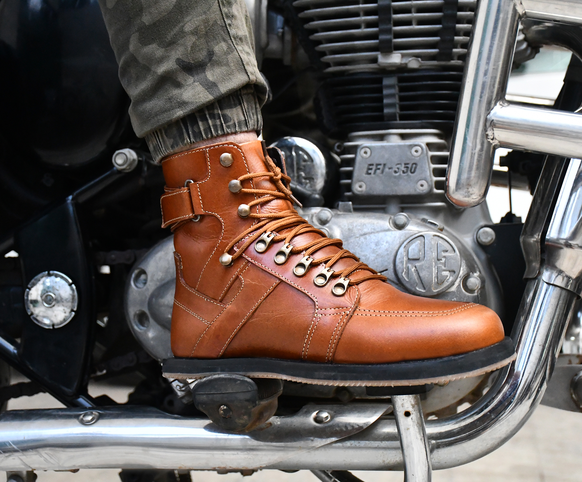 Biker Boots : Urban Boots for Bikers with heavy duty Rubber Sole by ASM. Article : Biker01-Tan
