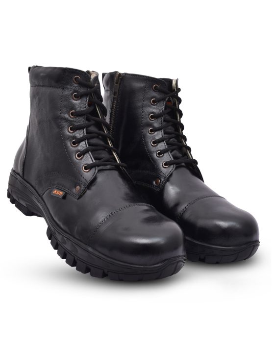 Industrial Safety Boots with Steel toe, Memory foam footpad & Rubber Sole.