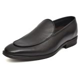 Black leather penny loafers for Men with Memory foam footpad.